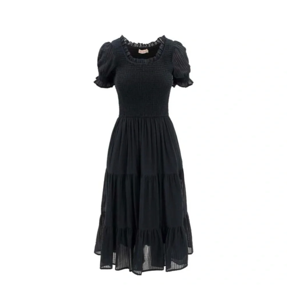 Ivy City Co Ellery Black Midi Dress - Picture 1 of 6